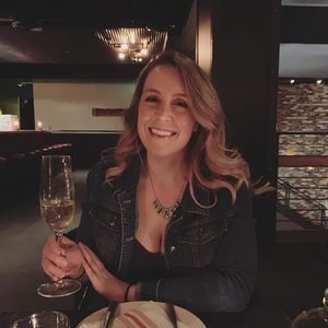 Meet your Posher, Alicia